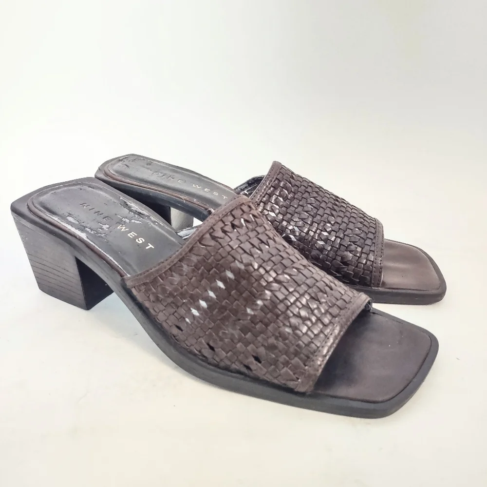 Vtg Nine West Sandals Womens 7.5 Block Heel Leather Open Square Toe Slip On Y2K